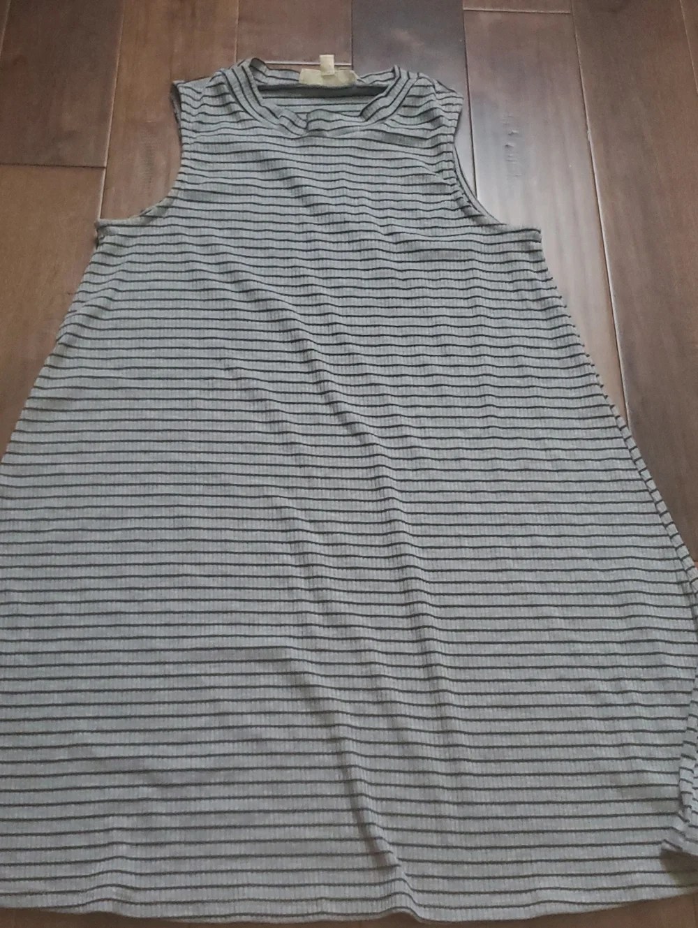 Sleeveless Striped Swing Dress in Gray and Black Size Small Pink Rose Oversized